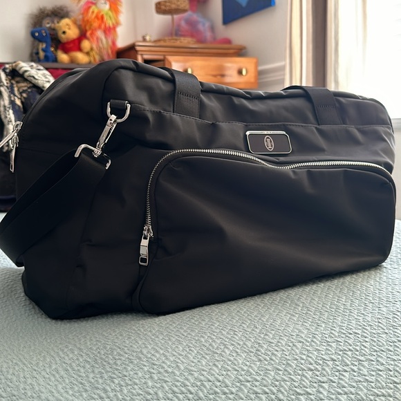 Tumi Corporate Collection Duffel Bag - Picture 7 of 14
